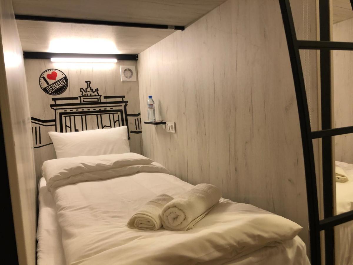 Capsule Hostel Ереван Экстерьер фото